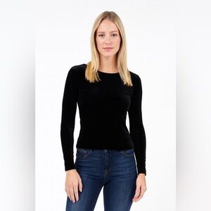Elegant Black Long Sleeve Fitted Blouse